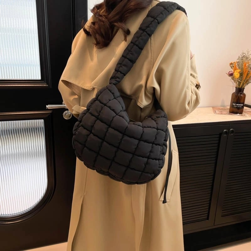 Women's Medium Nylon Embroidery Thread Vintage Style Classic Style Sewing Thread Square Zipper Cloud Shape Bag