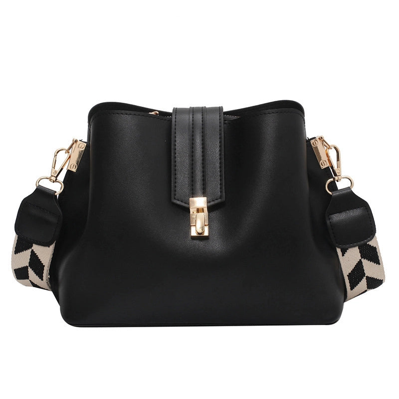 New Women's Bags Street Trendy Large Capacity  Solid Color Bucket Bag PU Women's Shoulder Bag
