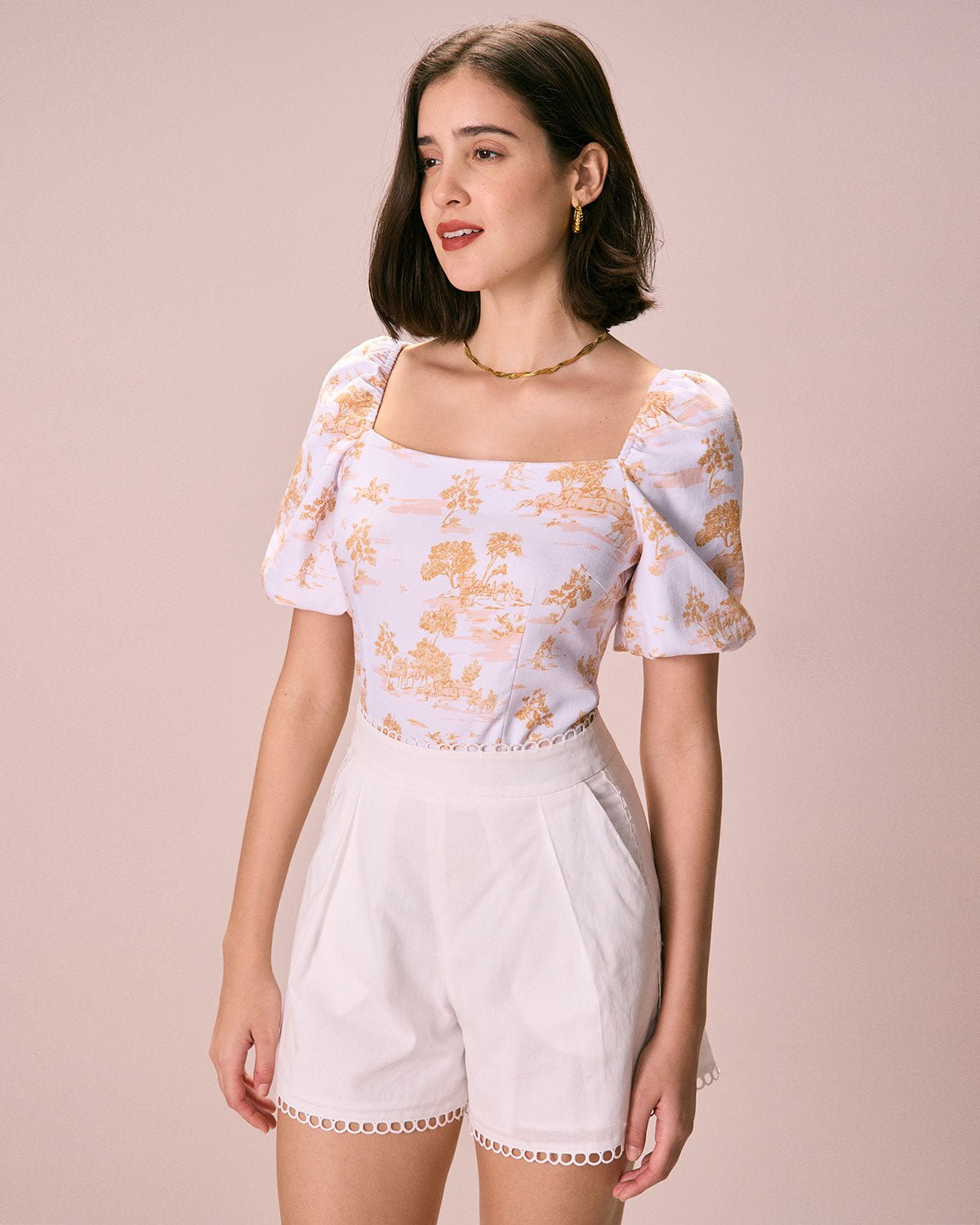 The White Square Neck Floral Puff Sleeve Blouse