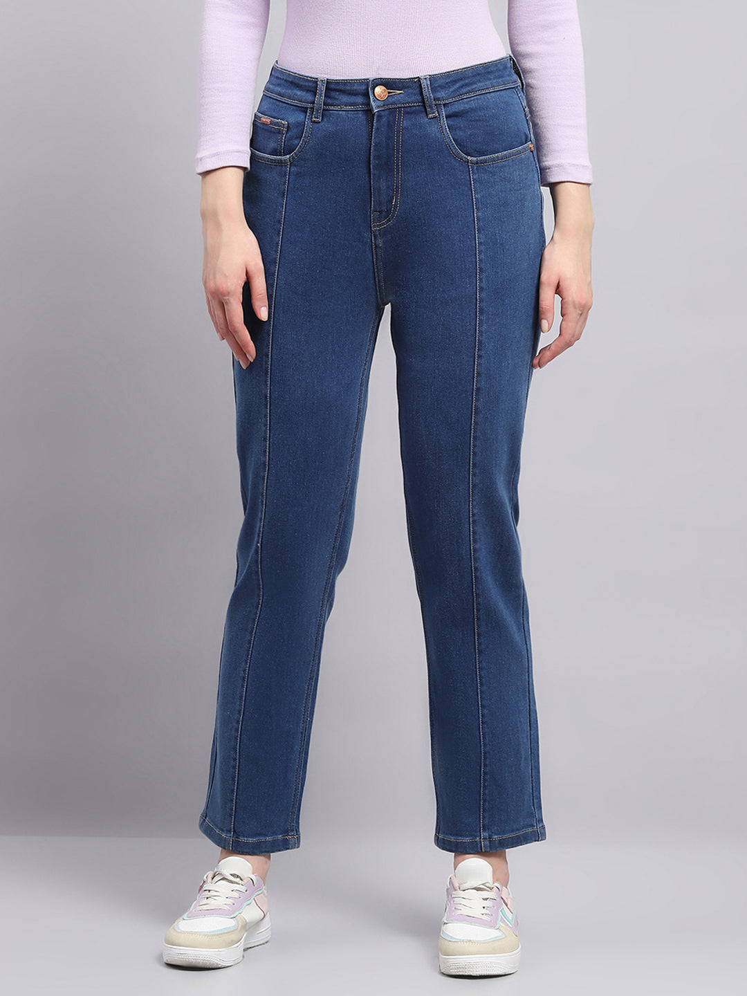 Women Blue Solid Straight Fit Denim