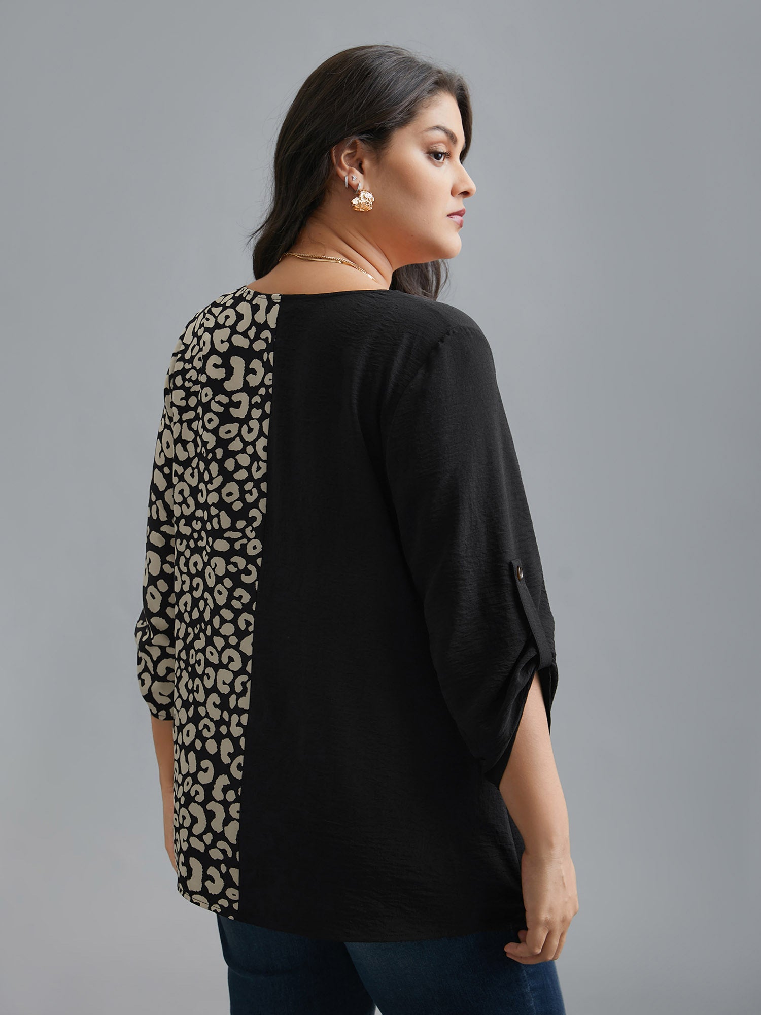 Leopard Print Spliced Tab Sleeve Blouse