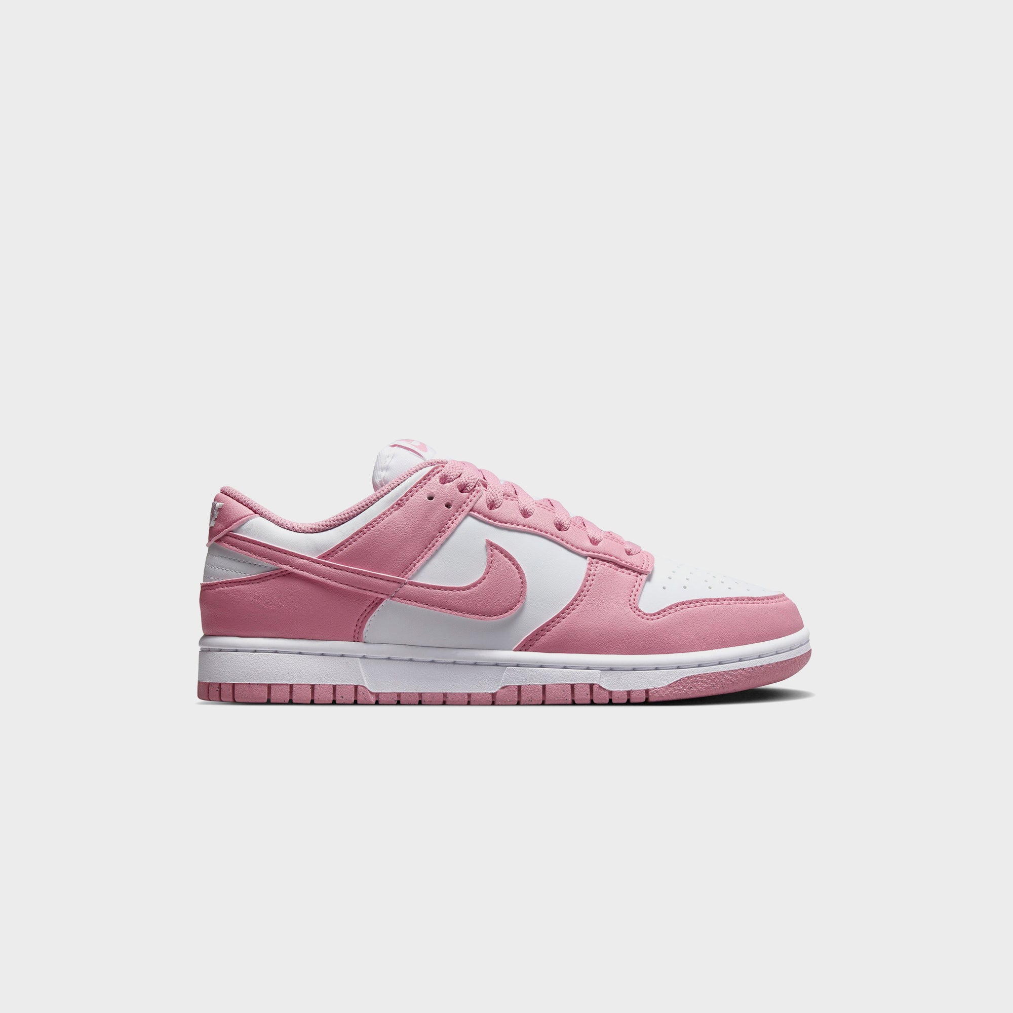 Nike WMNS Dunk Low - White / Elemental Pink