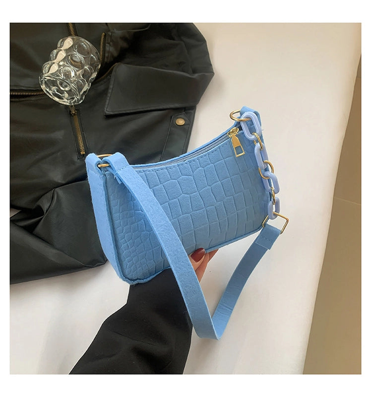 Women's Small Cloth Solid Color Basic Vintage Style Zipper Underarm Bag