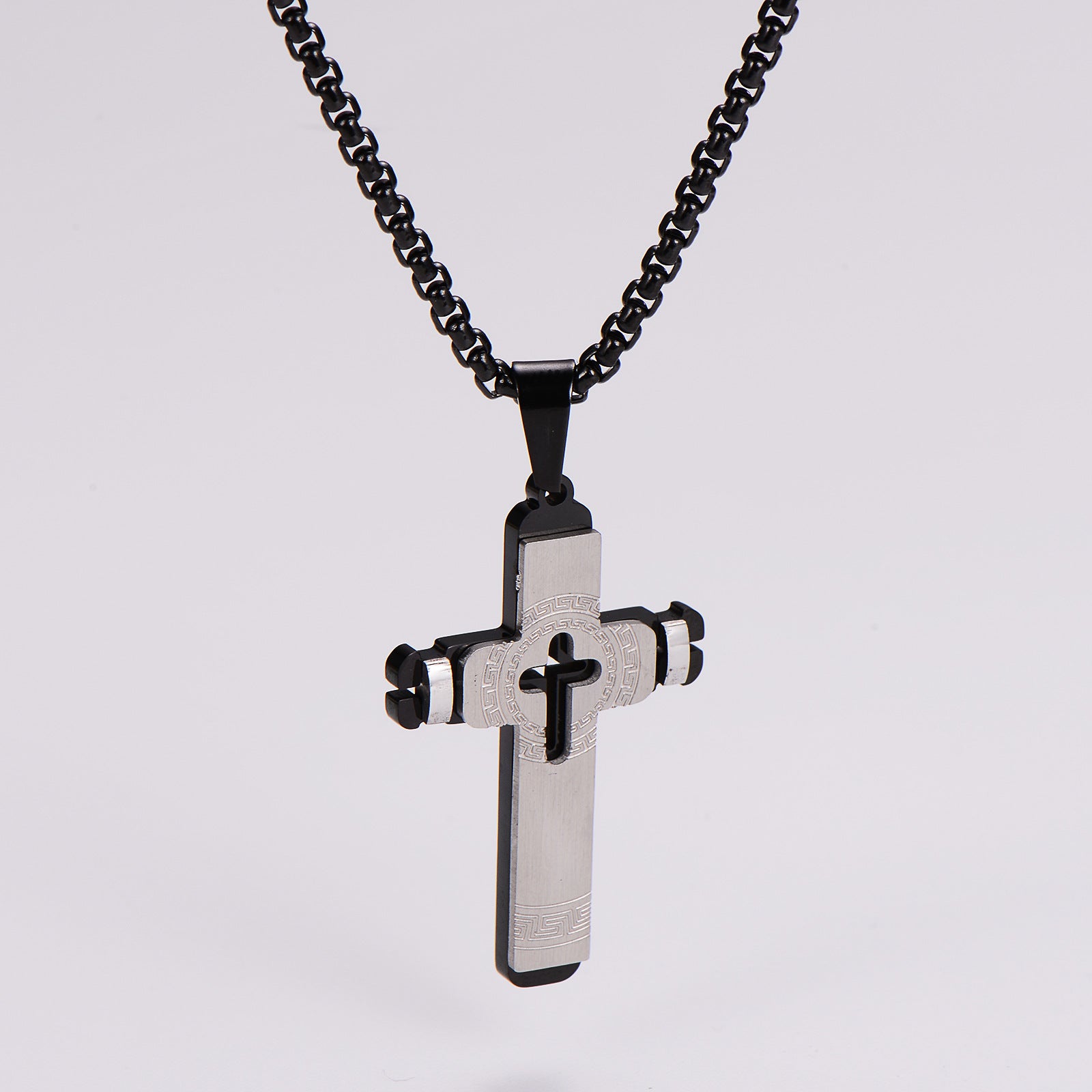 Amlins Stainless Steel Necklace Hollow Simple Engraving Pendant
