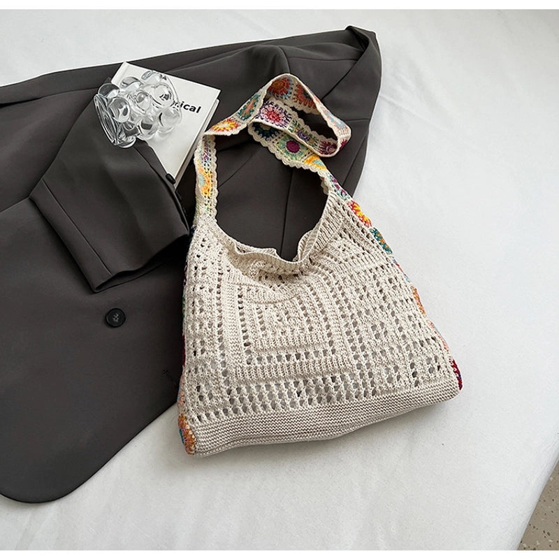 Women's Large Knit Solid Color Flower Basic Classic Style Pearls Weave Open Straw Bag
