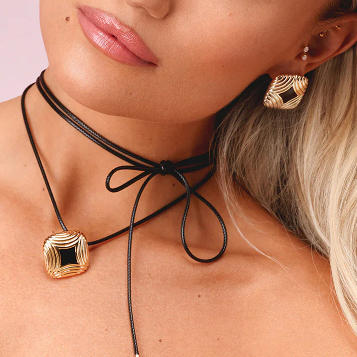 Jie Ding Square Black Oil Drop Titanium Steel Necklace Female Stainless Steel Jewelry Necklace