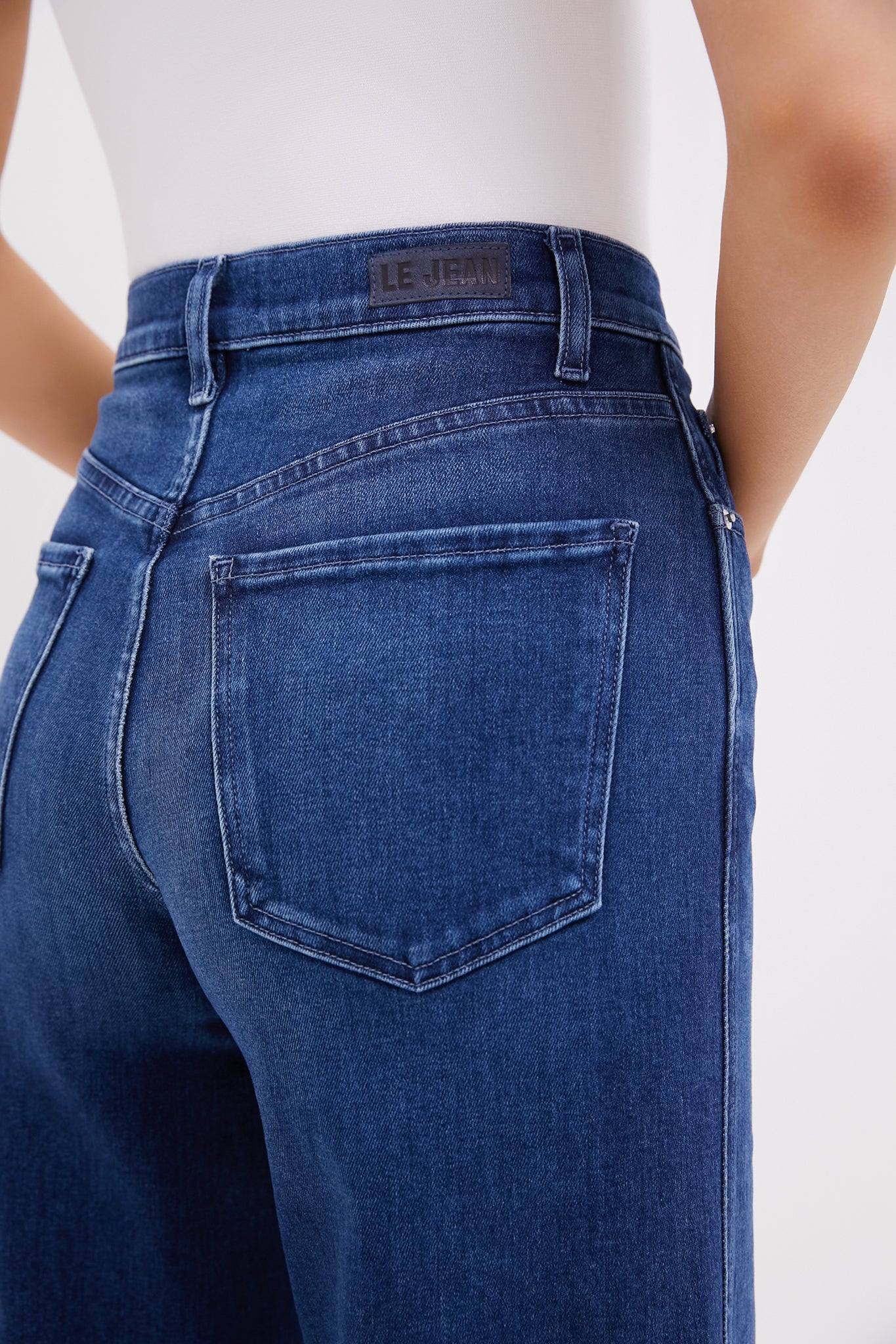 Stormy Juliette Wideleg Ankle Jean