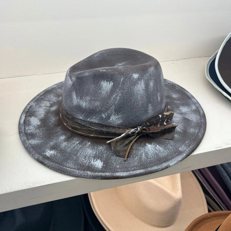Handmade Old Smoked Big Brim Jazz Hat Feather Decoration Classic Gentleman Hat Retro Top Hat Cowboy Hat