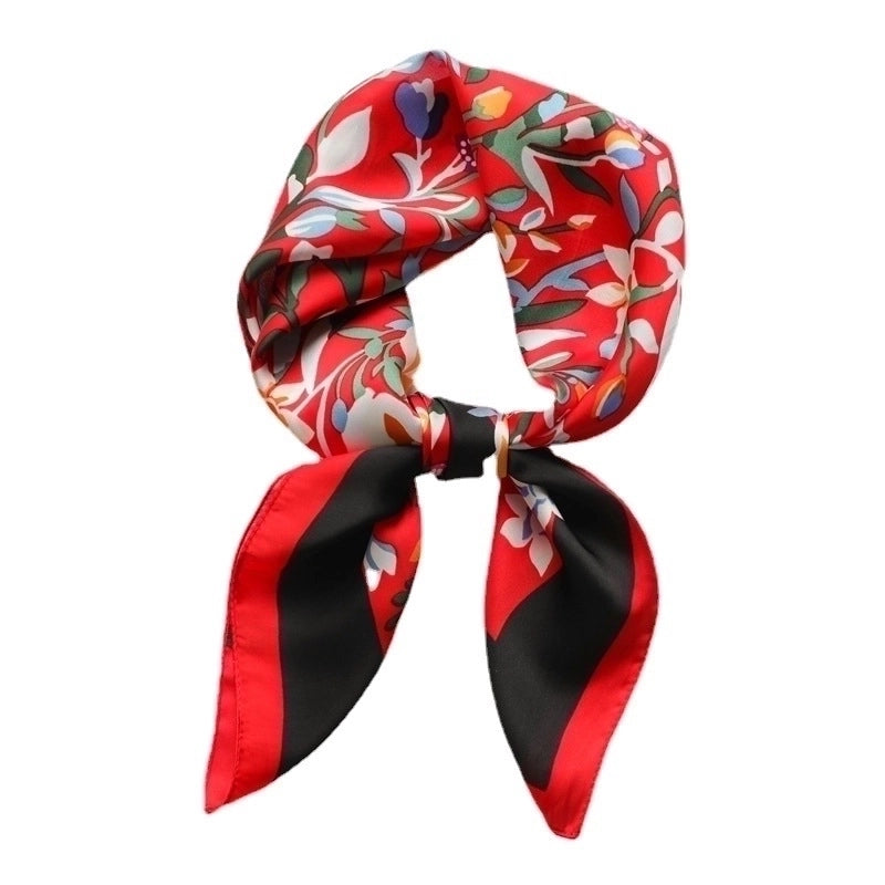 Women's Sweet Minimalist Flower Silk Printing Silk Scarf