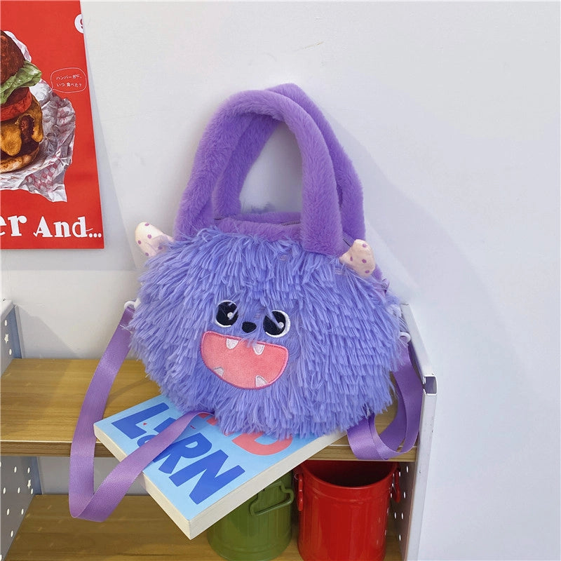 Women's Plush Solid Color Cute Bucket Zipper Handbag