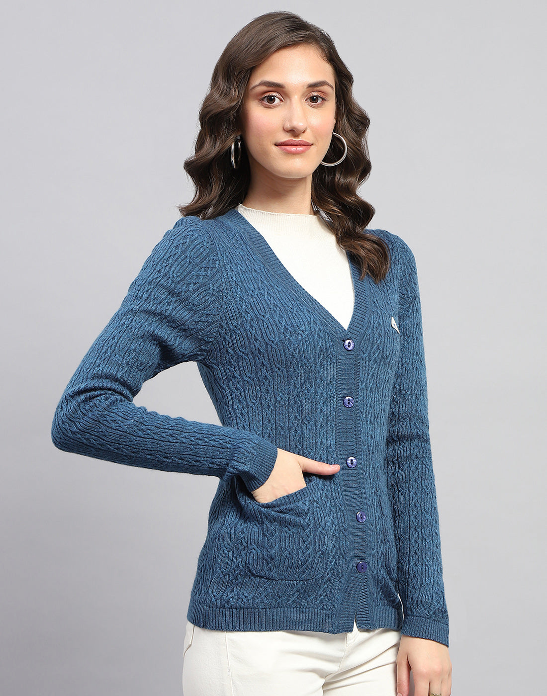 Women Navy Blue Self Design V Neck Full Sleeve Cardigan