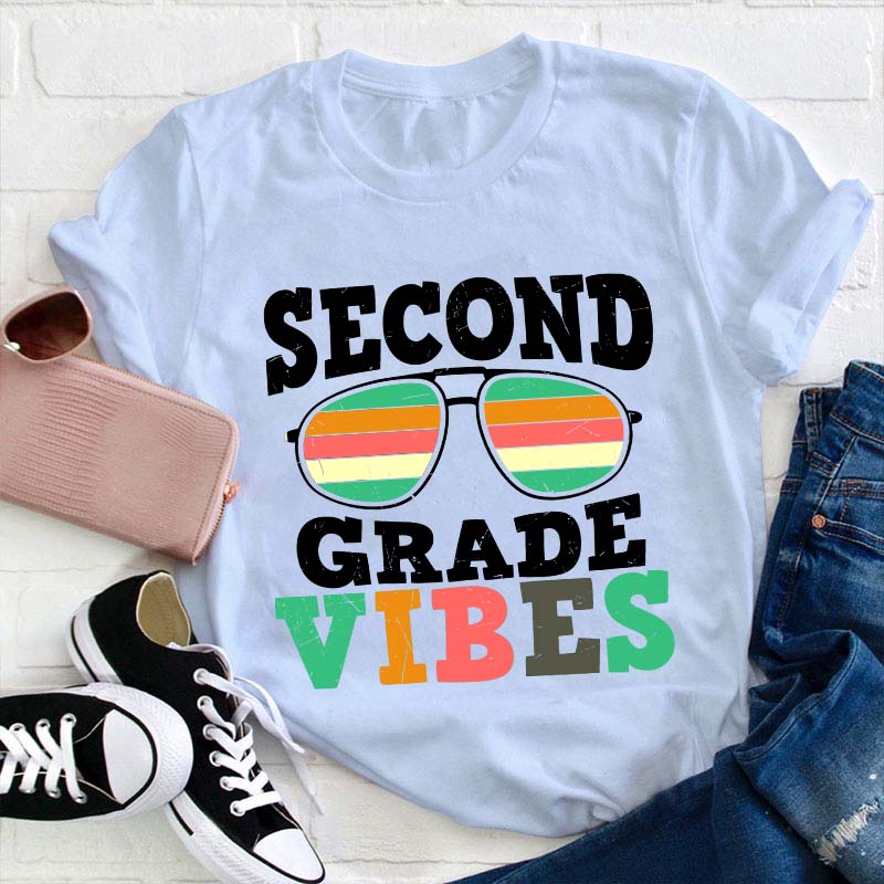 Personalized Grade Vintage Sunglasses Teacher T-Shirt