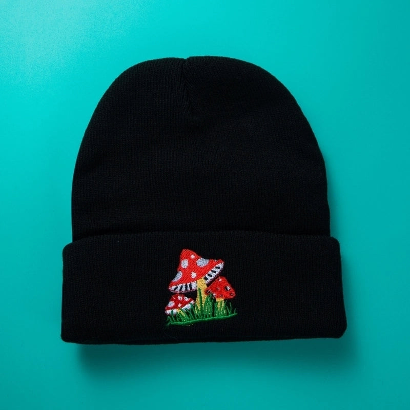 Unisex Minimalist Mushroom Embroidery Eaveless Wool Cap