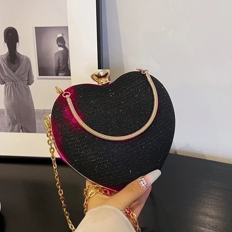 Women's Medium Pu Leather Solid Color Streetwear Heart-shaped Lock Clasp Crossbody Bag