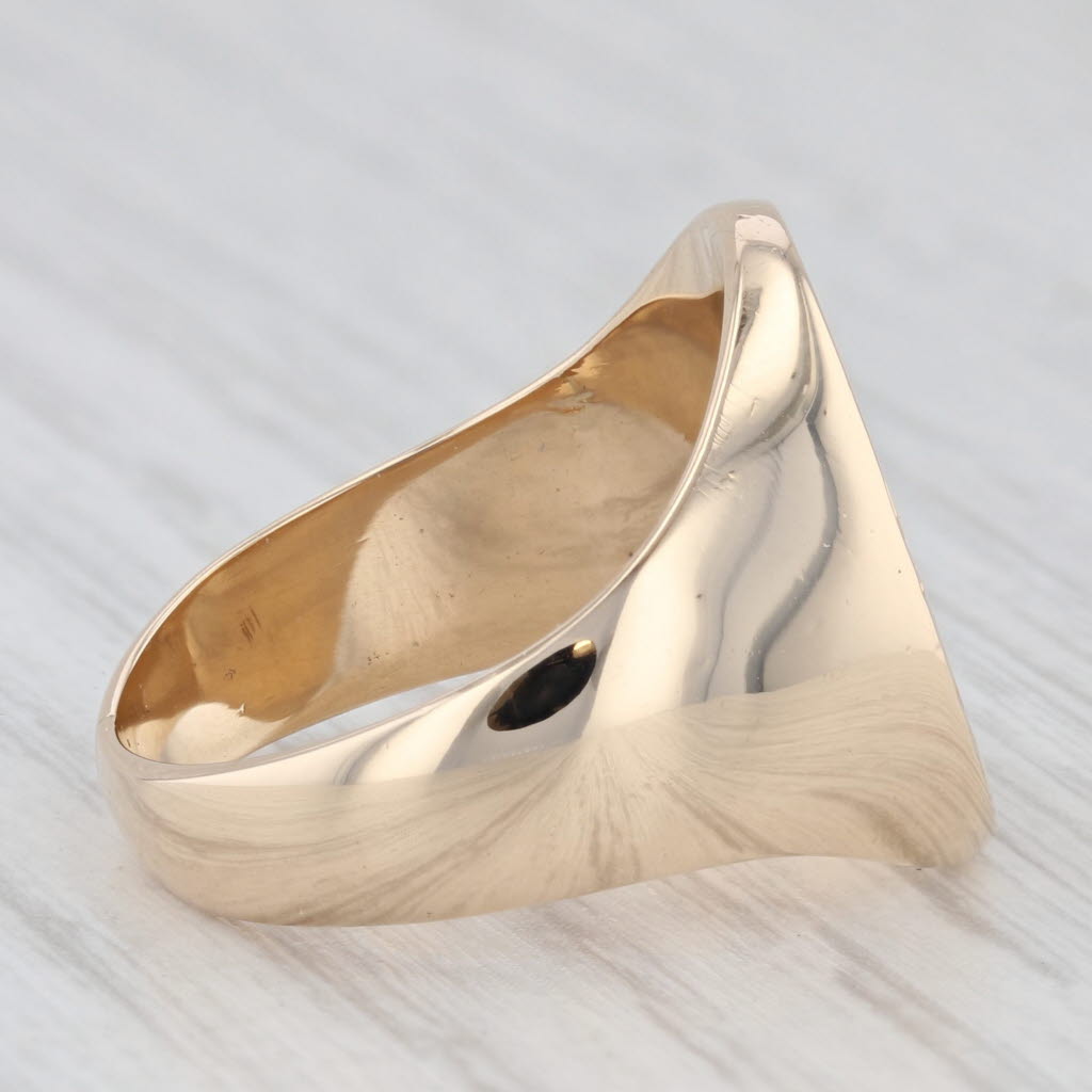 Vintage Hand Engraved Coat of Arms Seal Signet Ring 14k Yellow Gold Size 8.75