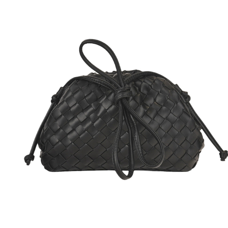 Women's Pu Leather Solid Color Classic Style Weave Cloud Shape Magnetic Buckle Crossbody Bag