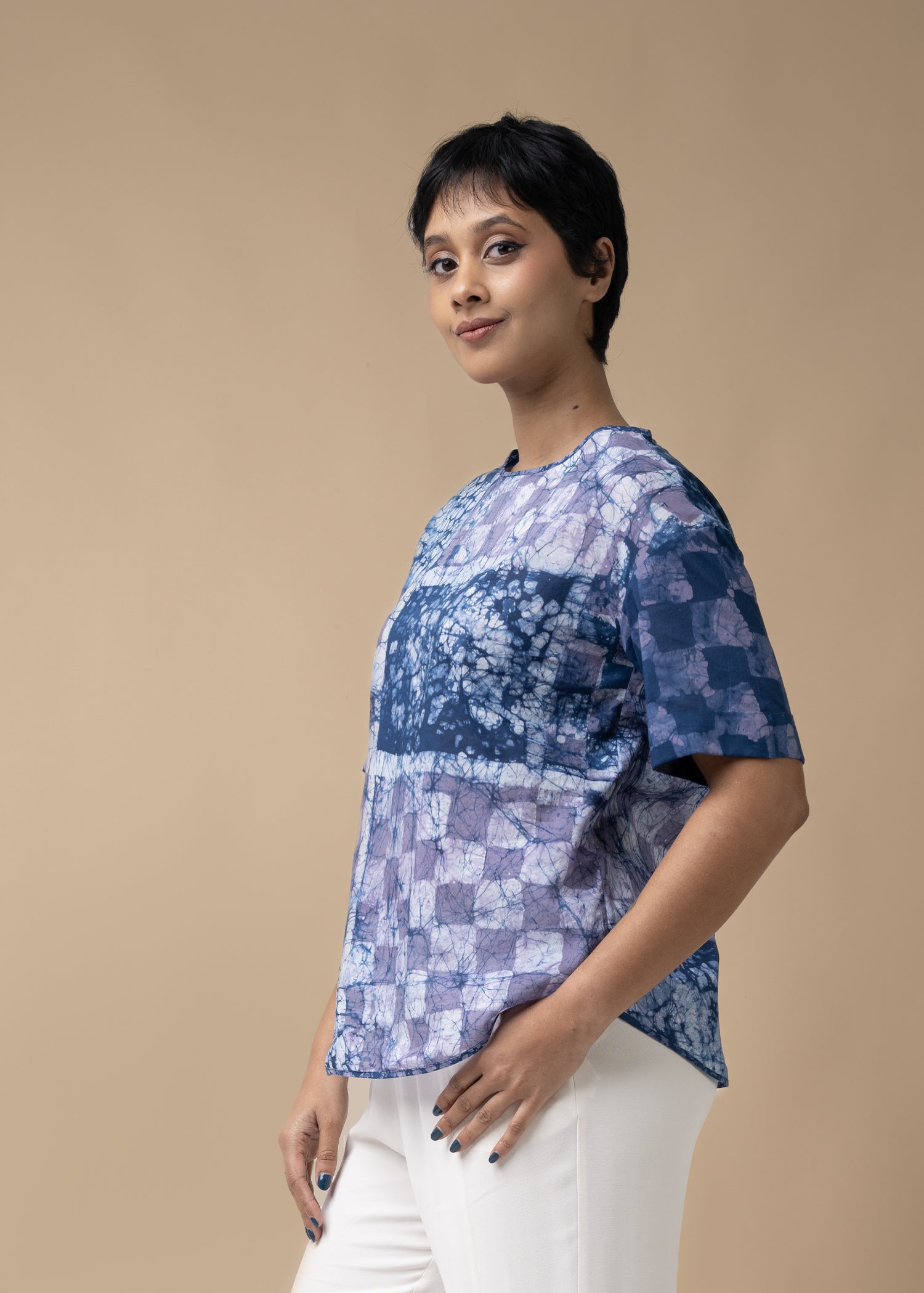 Batik Round Neck Short Sleeve Top