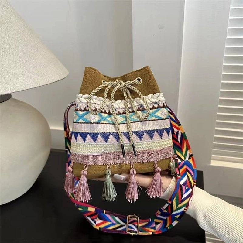 Women's Medium Canvas Geometric Ethnic Style Tassel String Bucket Bag