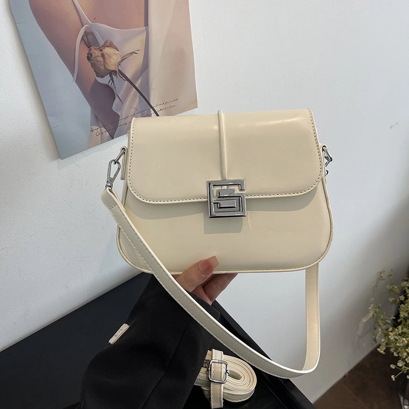 Women's Medium Pu Leather Solid Color Vintage Style Classic Style Square Magnetic Buckle Shoulder Bag