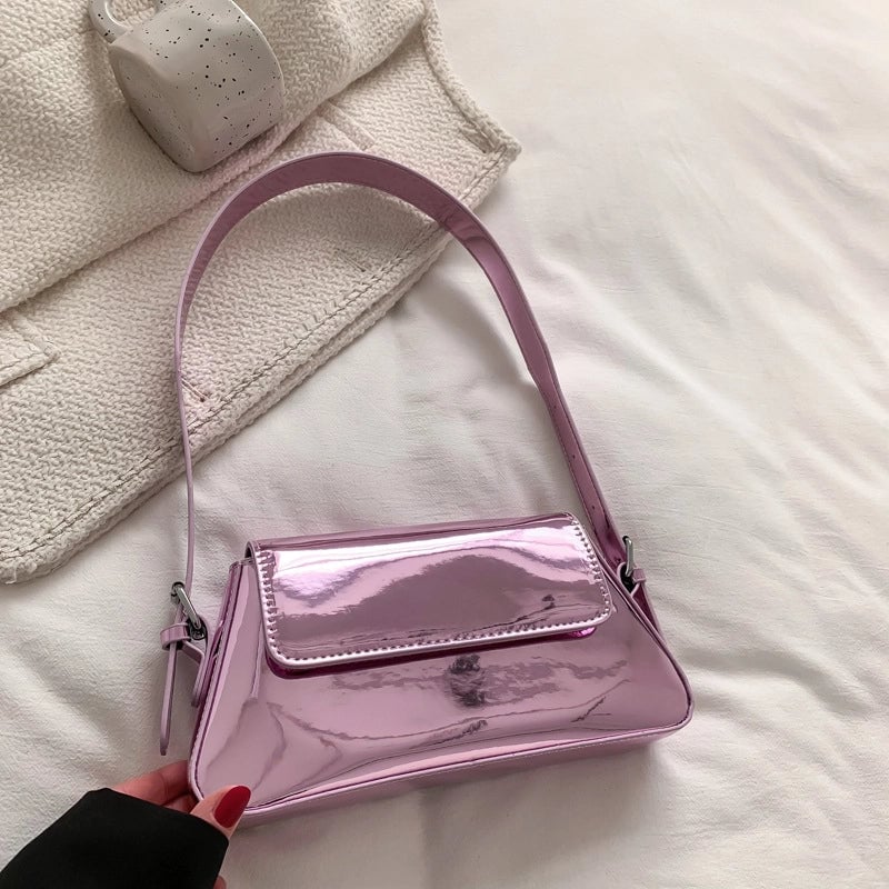 Women's Medium Pu Leather Solid Color Streetwear Magnetic Buckle Underarm Bag