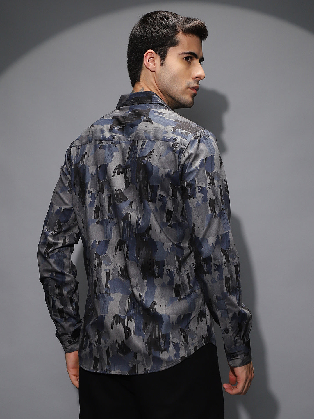 Fray-Stroke Imprint Shirt