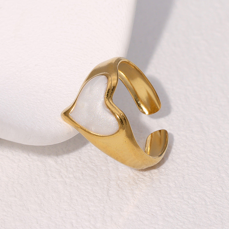 Fashionable Simple And Versatile Love-Shaped Retro Personality Design Cute Gold-Plated Stainless Steel Ring