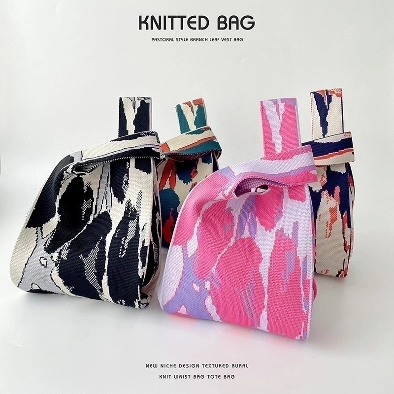 Women's Medium Polyester Geometric Vintage Style Open Handbag