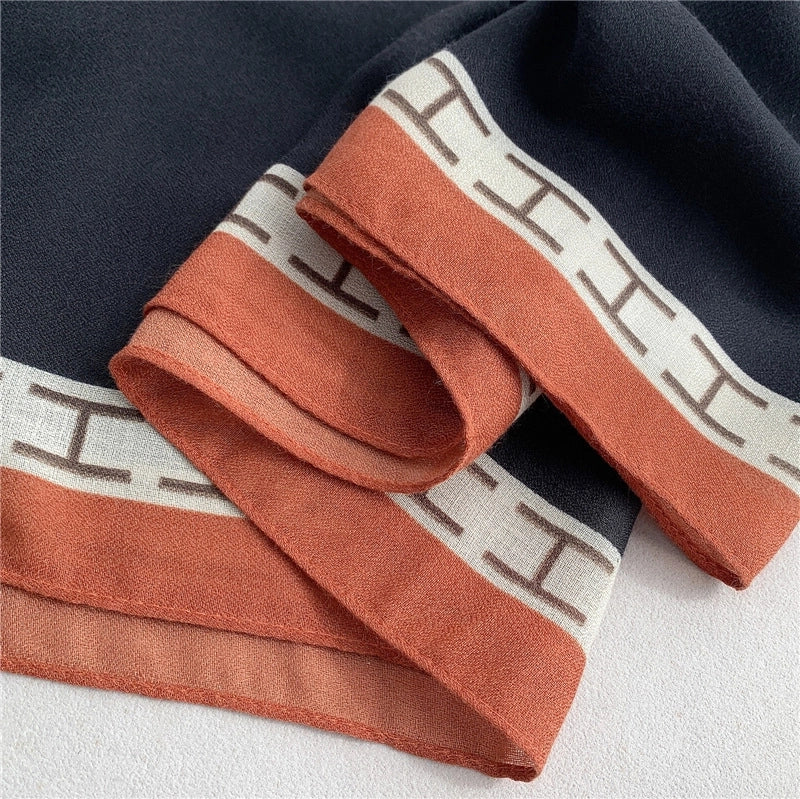 New Cotton And Linen Scarf Women's Fashion Colorblock Shawl Spring And Autumn Travel Decorative Scarf Cyber Celebrity Star Style Letters