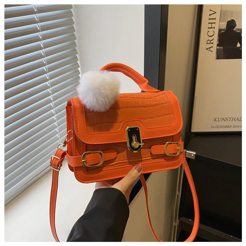 Women's Medium Pu Leather Solid Color Streetwear Square Magnetic Buckle Crossbody Bag