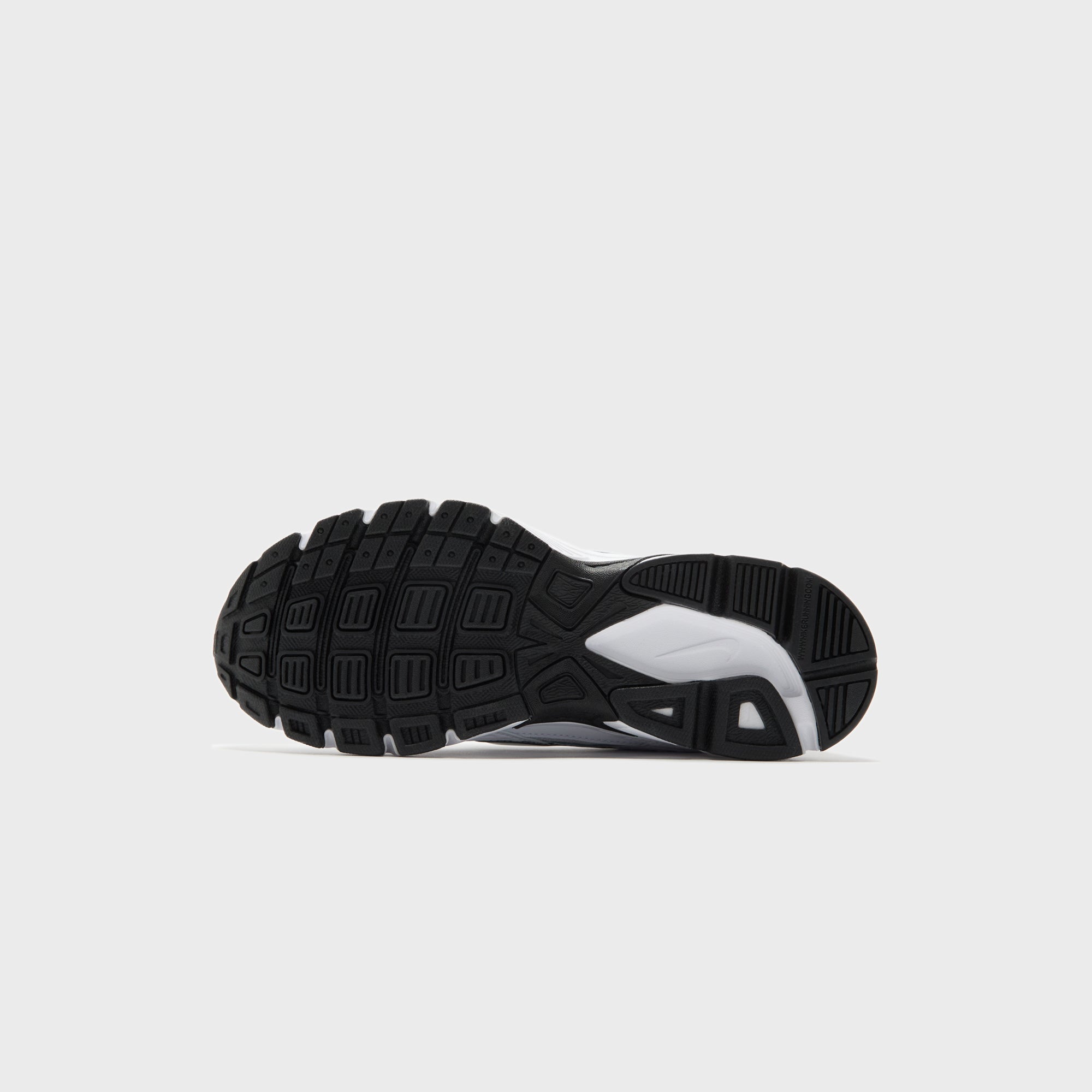 Nike WMNS Initiator Cn - White / Black / Metallic Silver