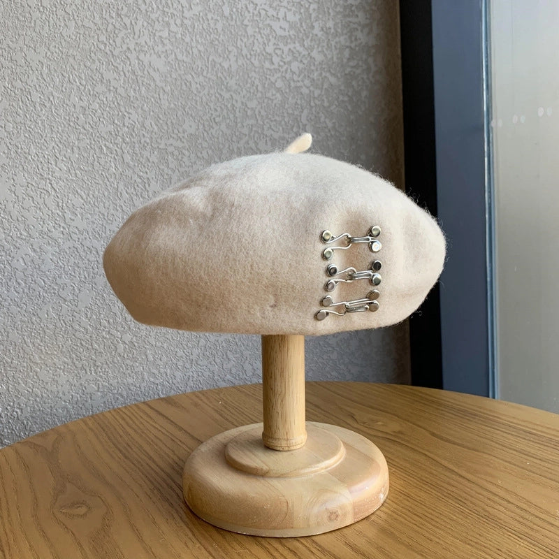 Women's Basic Retro British Style Solid Color Metal Button Eaveless Beret Hat