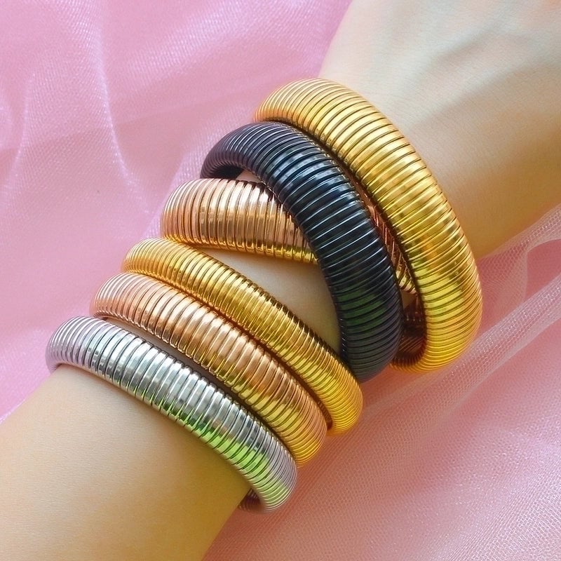 Streetwear Solid Color 304 Stainless Steel 18K Gold Plated Bangle In Bulk