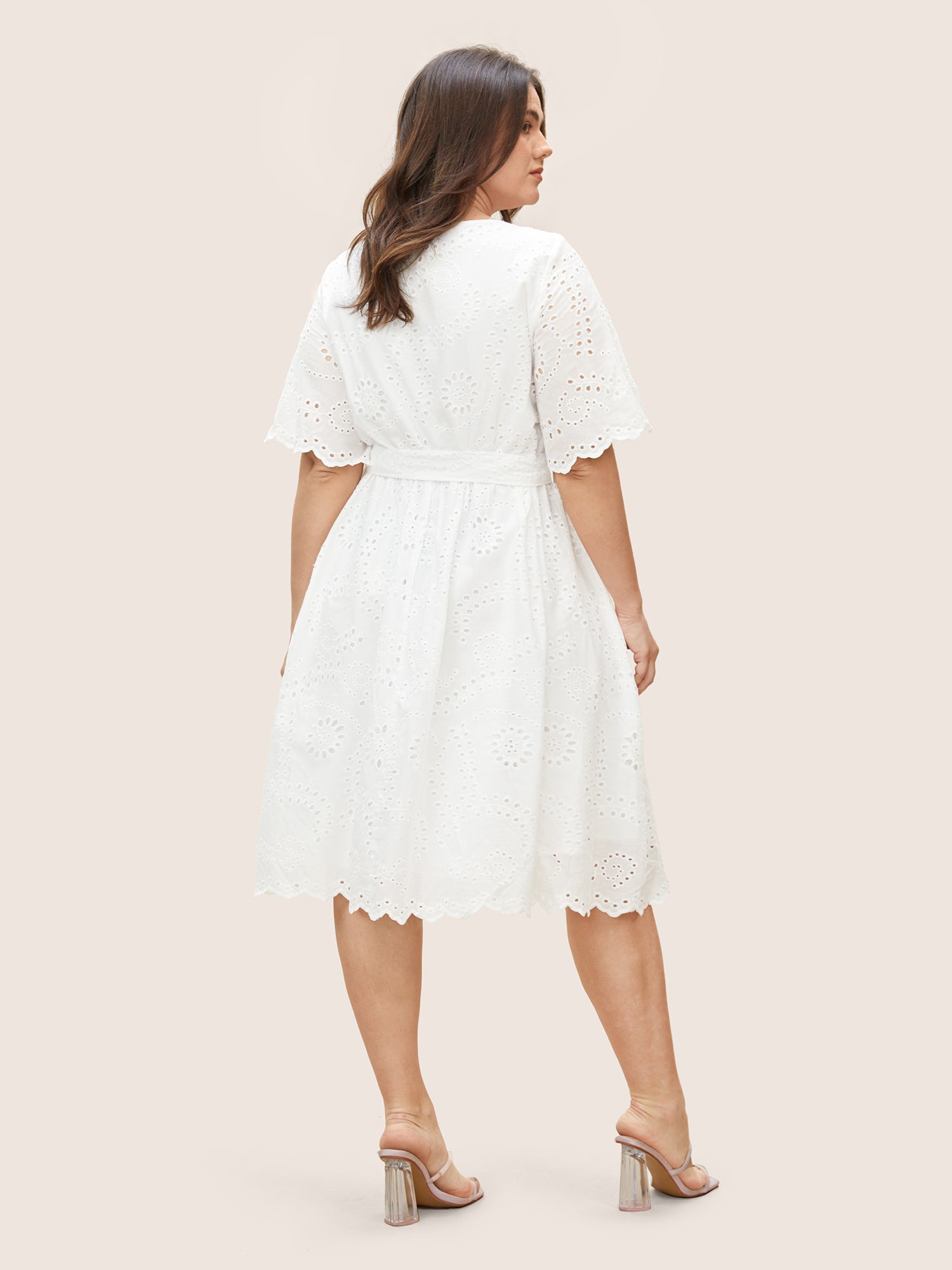 Broderie Anglaise Ruffle Sleeve Ties Dress