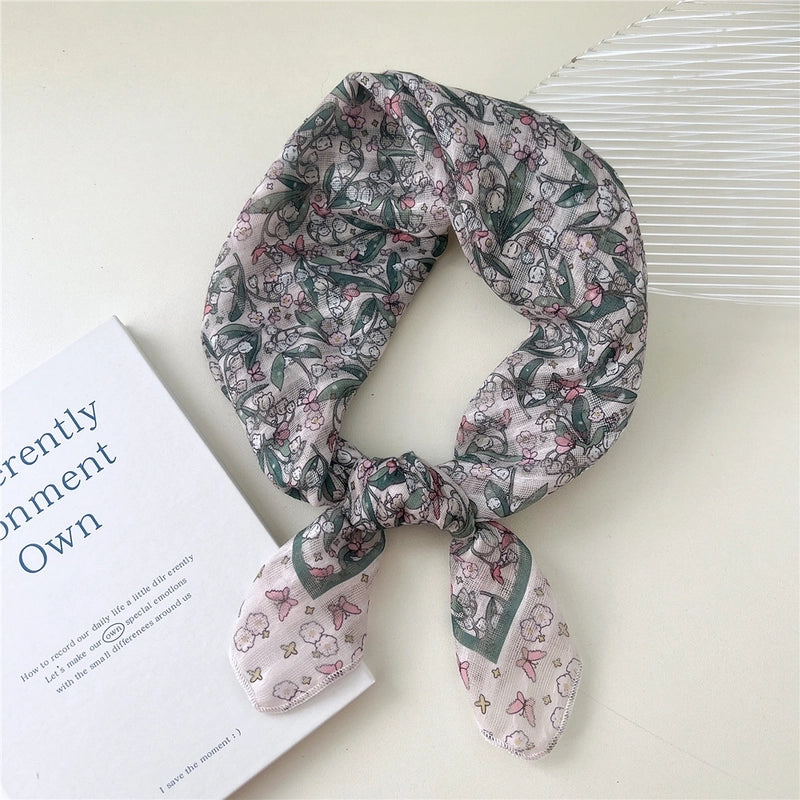Women's Cartoon Style Cute Sweet Ditsy Floral Cotton And Linen Kerchief