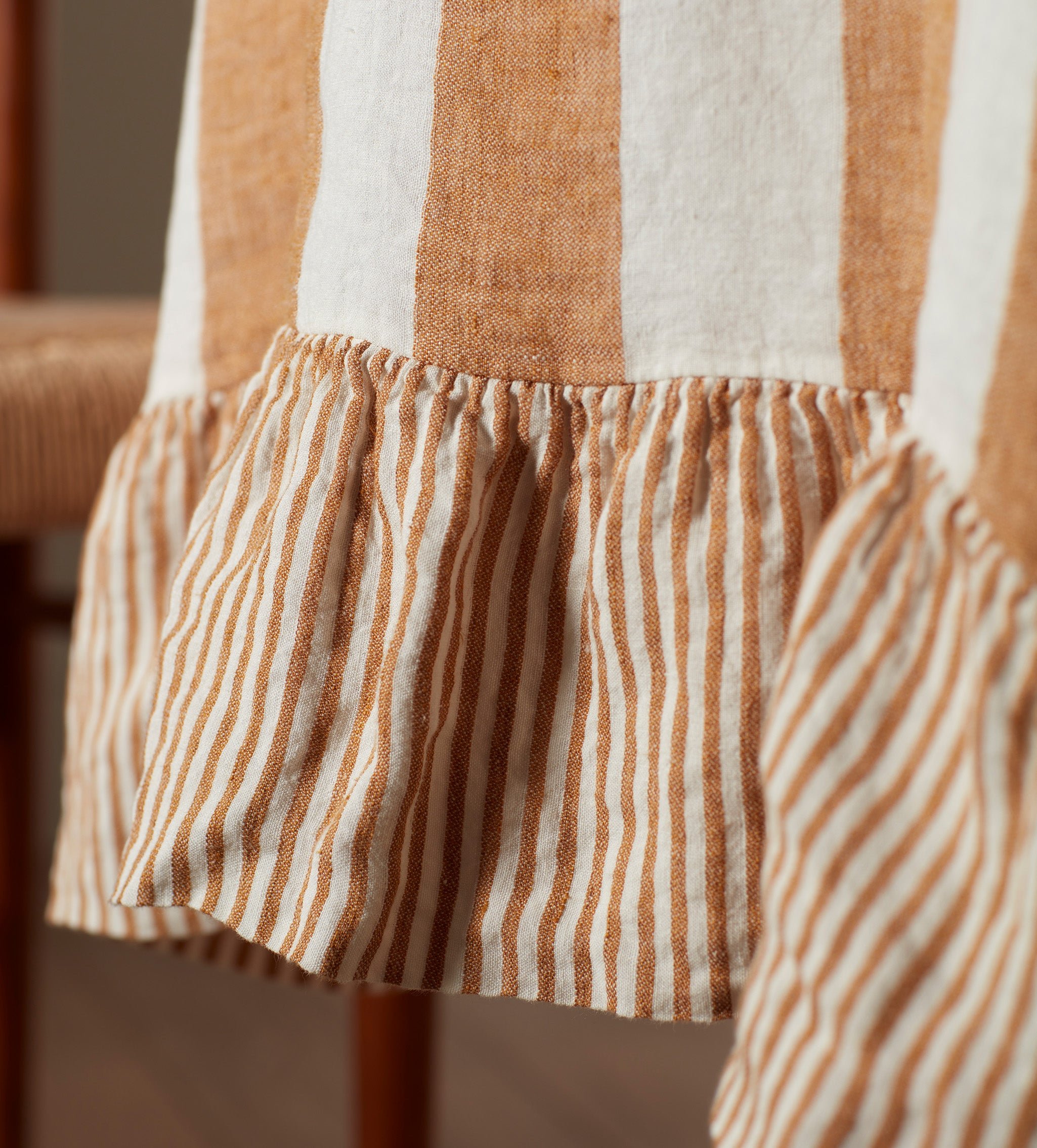 Wide Stripe 100% Linen Tablecloth