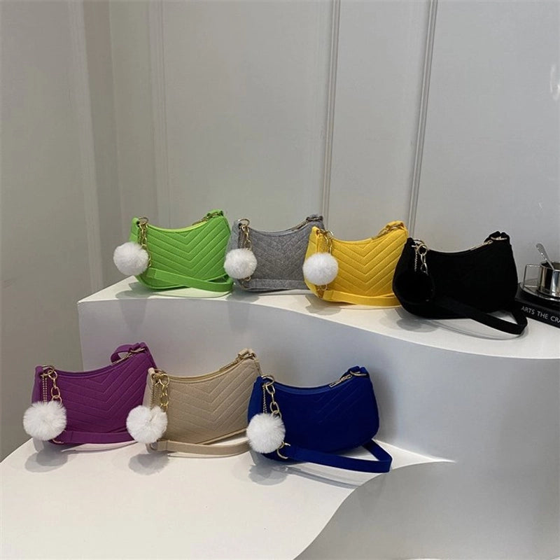 Women's Felt Solid Color Basic Fluff Ball Sewing Thread Dumpling Shape Zipper Shoulder Bag