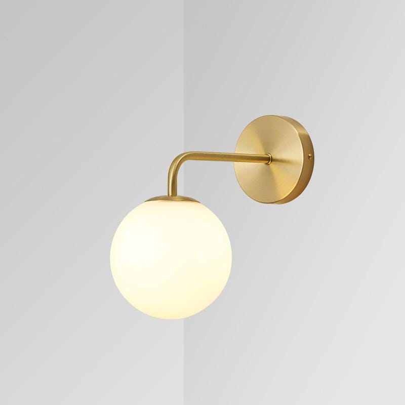 Gulla | Brass Wall Lamp