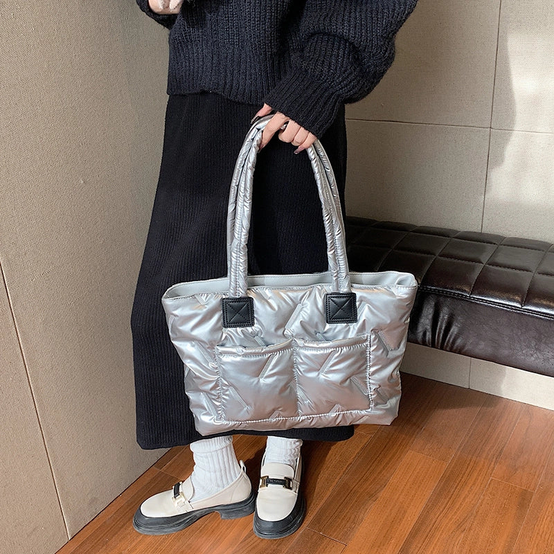 Women's Nylon Solid Color Vacation Streetwear Sewing Thread Square Zipper Tote Bag