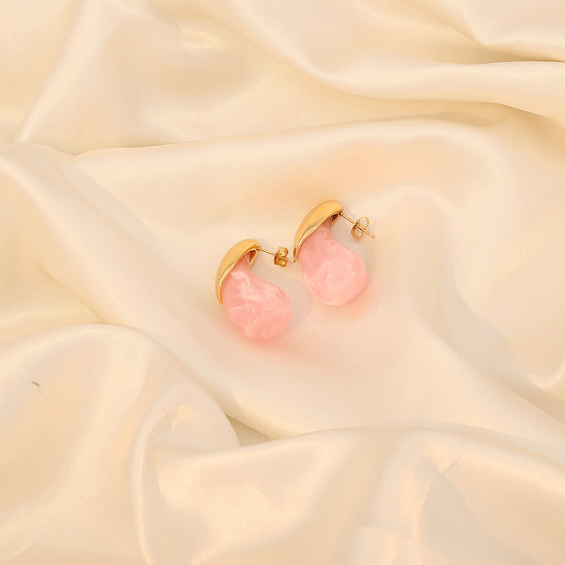 Fashion Droplet Stainless Steel Electroplating Stud Earrings