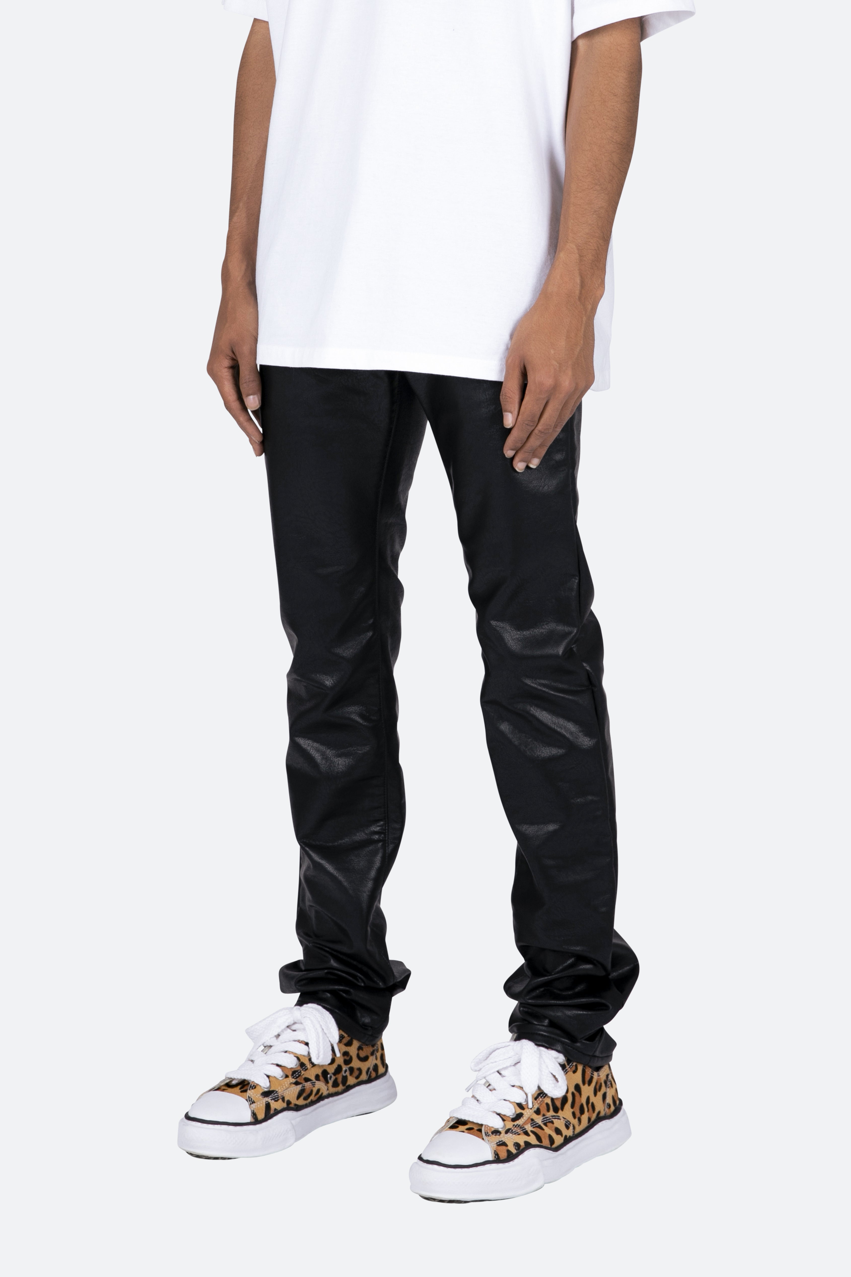 D481 Leather Straight Pants - Black