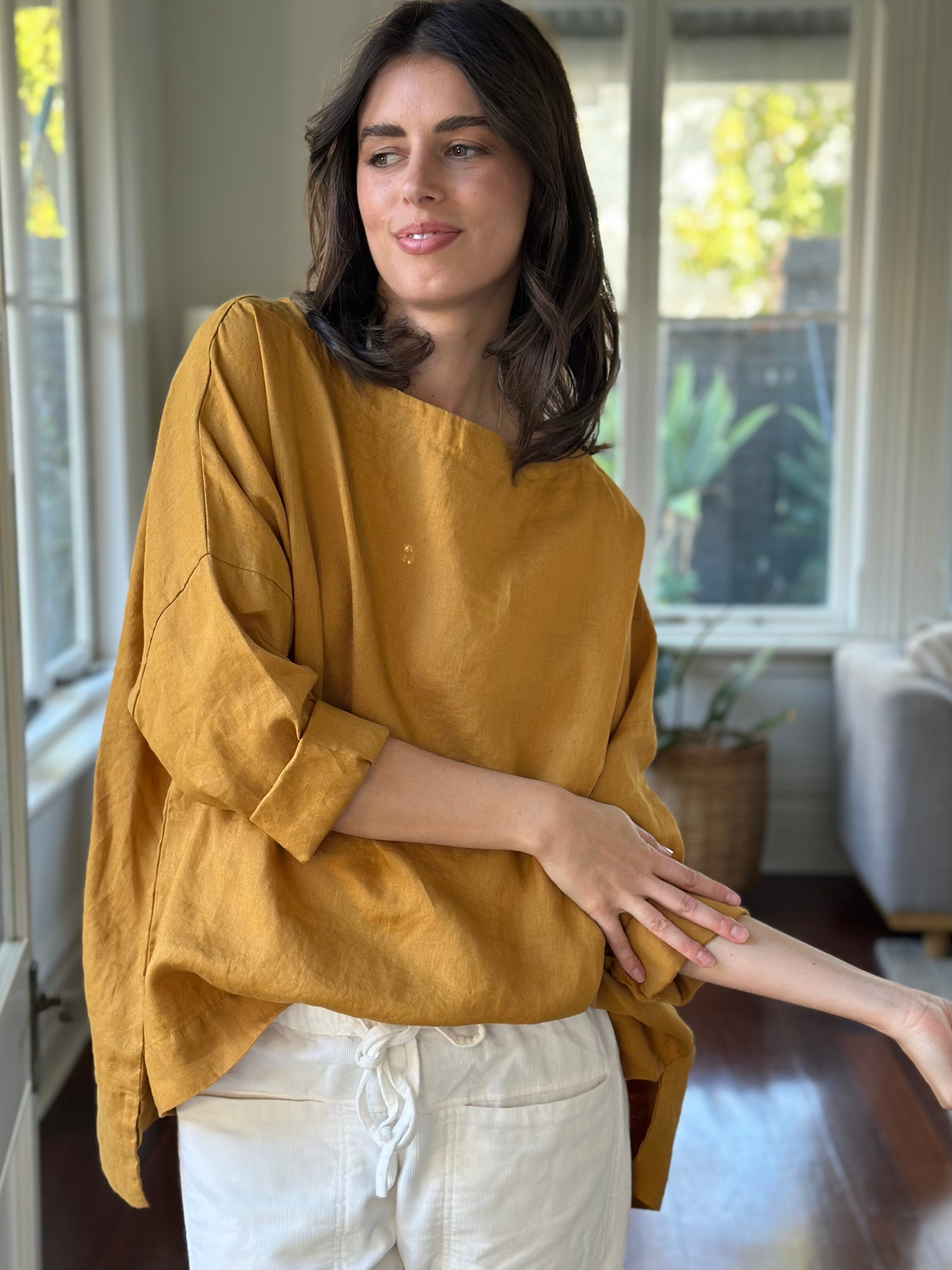 avril top - turmeric linen