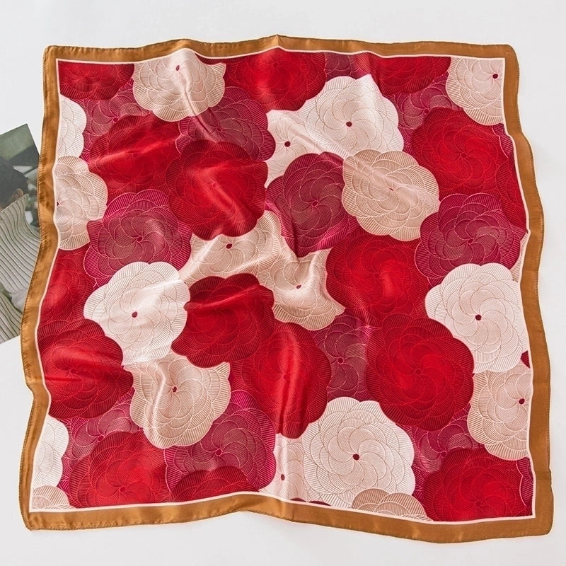 Women's IG Style Shamrock Flower Satin Printing And Dyeing Printing Flowers Silk Scarf