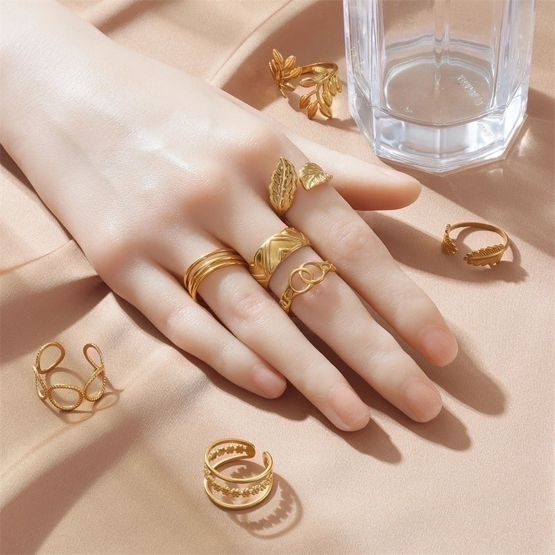 Titanium Steel 18K Gold Plated Minimalist Inlay Circle Rhinestones Open Rings