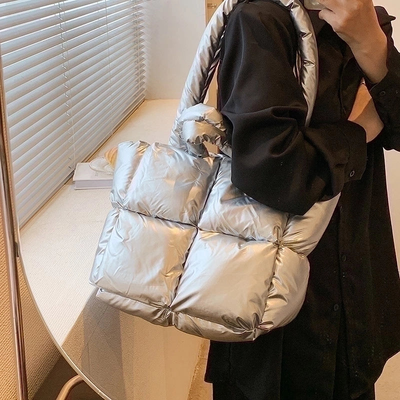 Women's Large All Seasons Nylon Streetwear Shoulder Bag