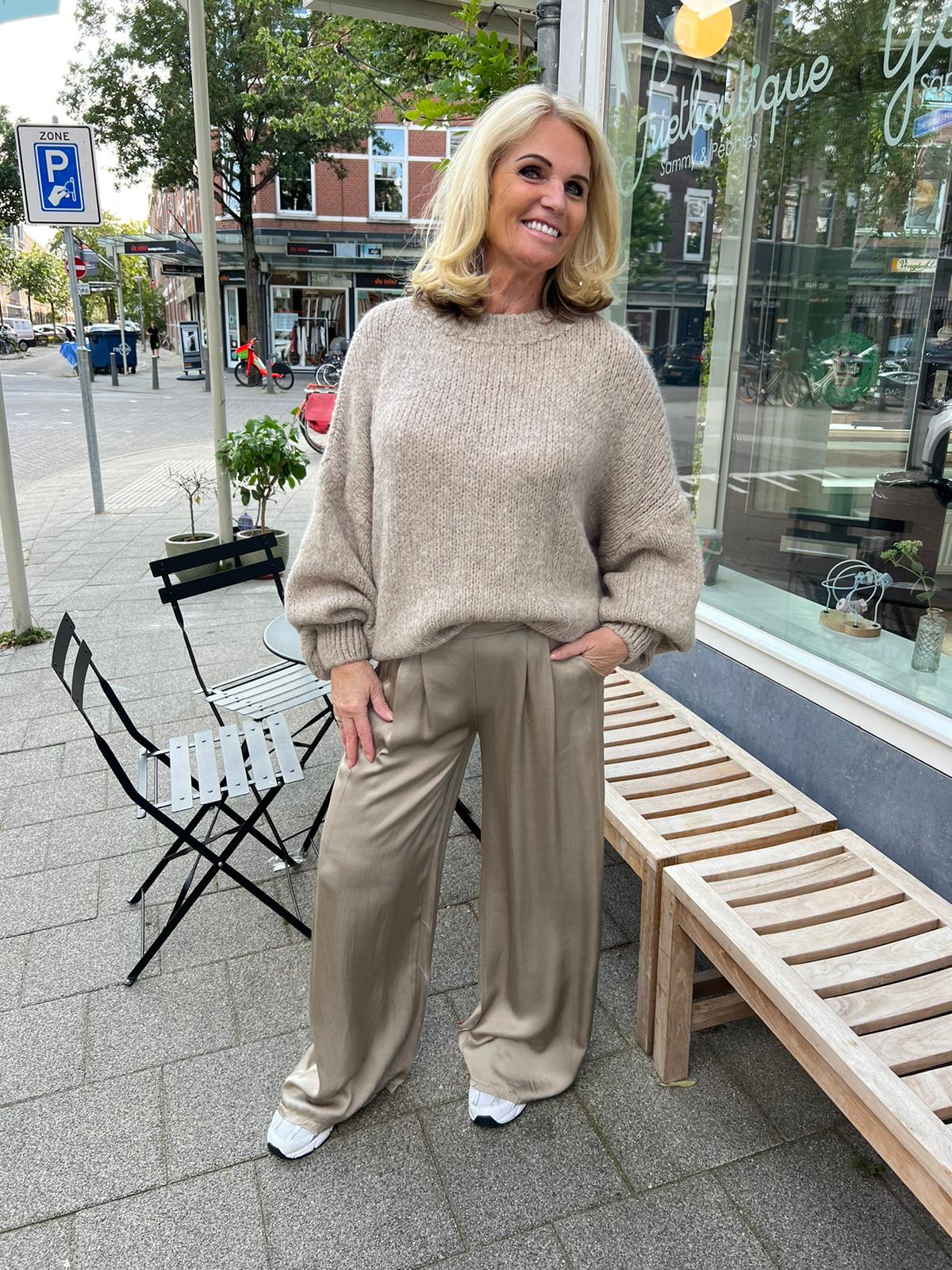 Kiki sweater long sleeve taupe