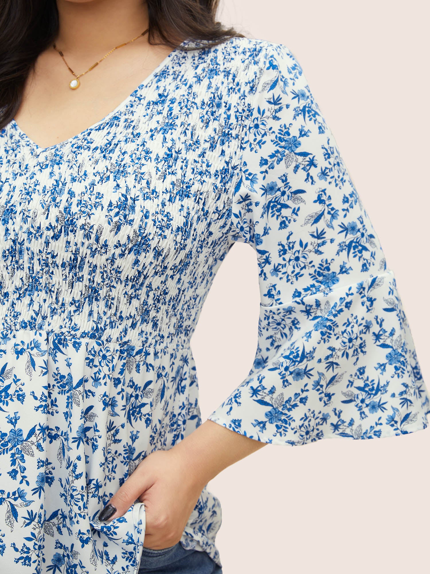 Ditsy Floral Shirred Ruffle Sleeve Blouse