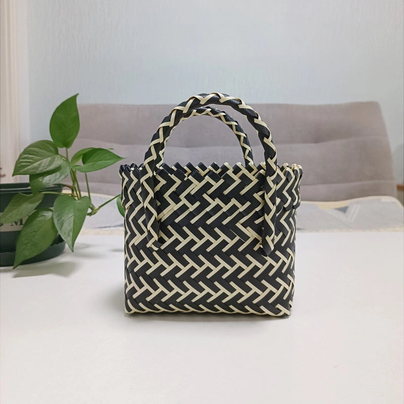 Women's Mini PVC Multicolor Elegant Streetwear Weave Oval Open Handbag