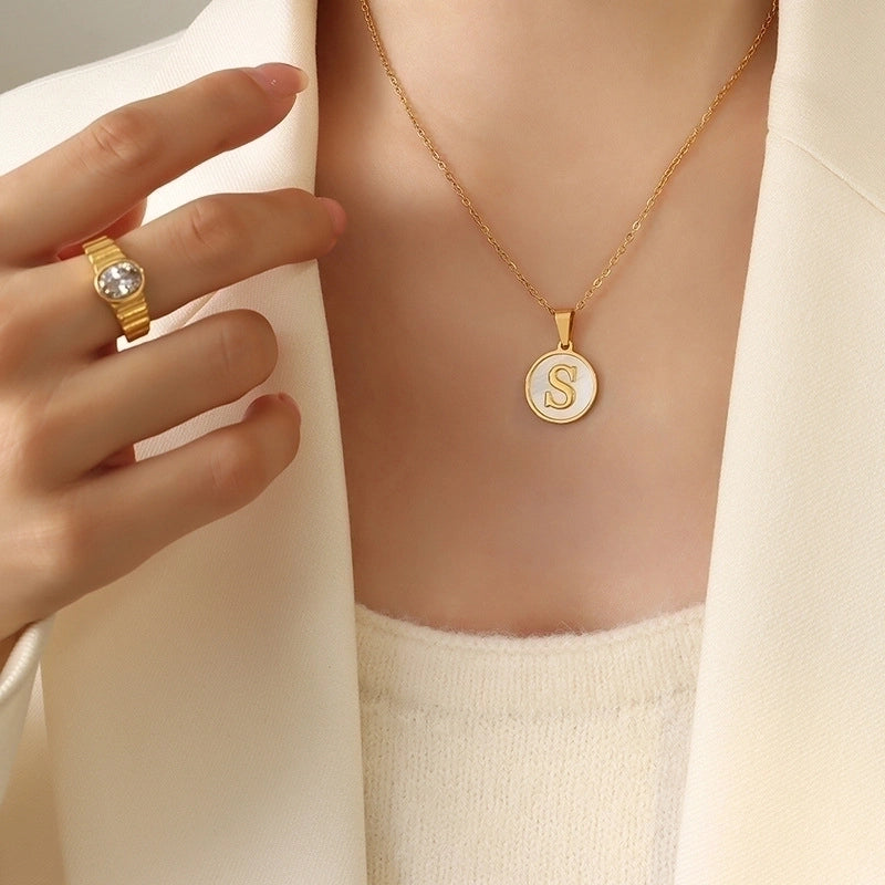 Fashion Letter 304 Stainless Steel Shell 18K Gold Plated Plating Pendant Necklace