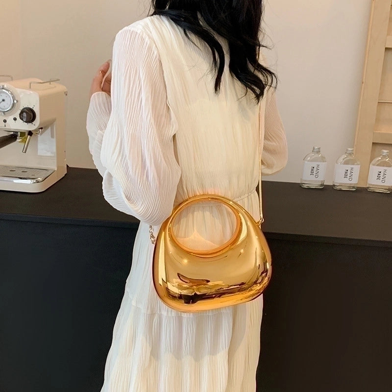 Women's Medium PVC Gradient Color Solid Color Elegant Vintage Style Dumpling Shape Lock Clasp Evening Bag
