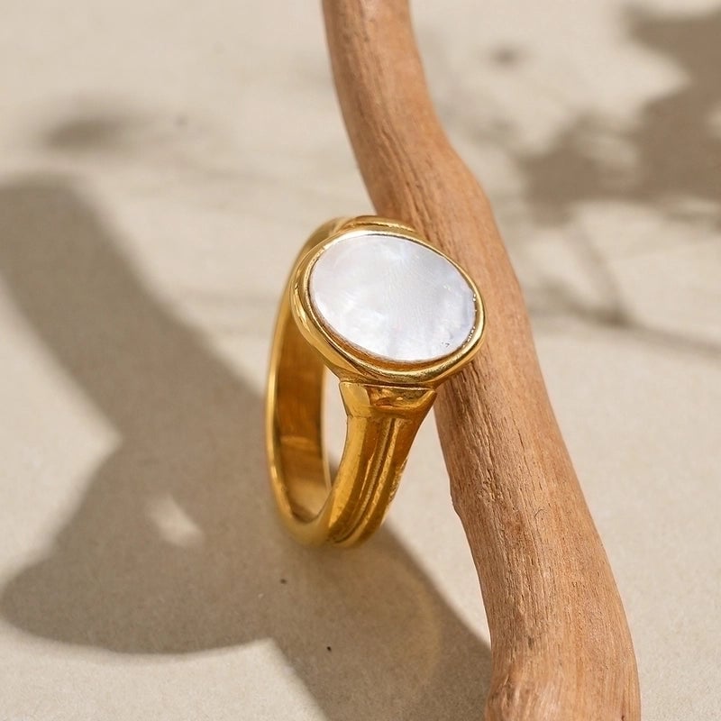 304 Stainless Steel 14K Gold Plated Modern Style Plating Inlay Round Moon Butterfly Shell Rings